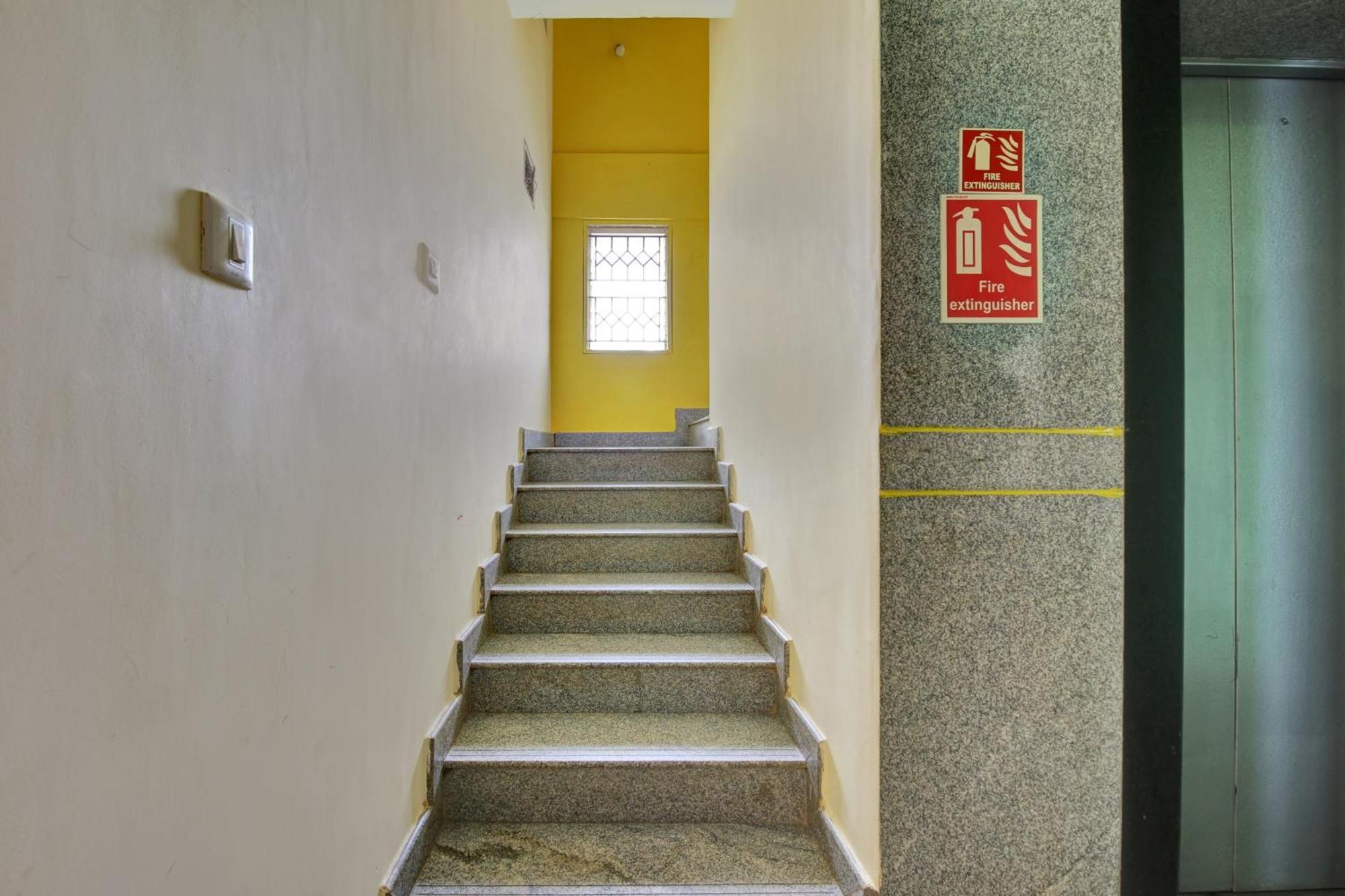 Hotel O Metro Inn Manyata Bengaluru Kültér fotó